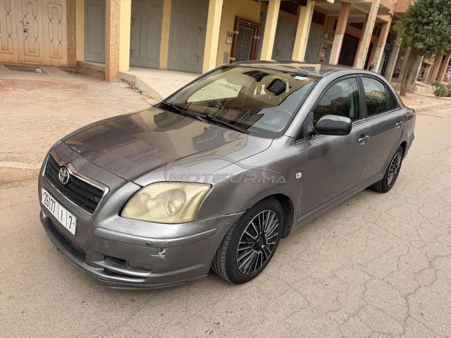 Toyota avansis mazout ba9a mzyana