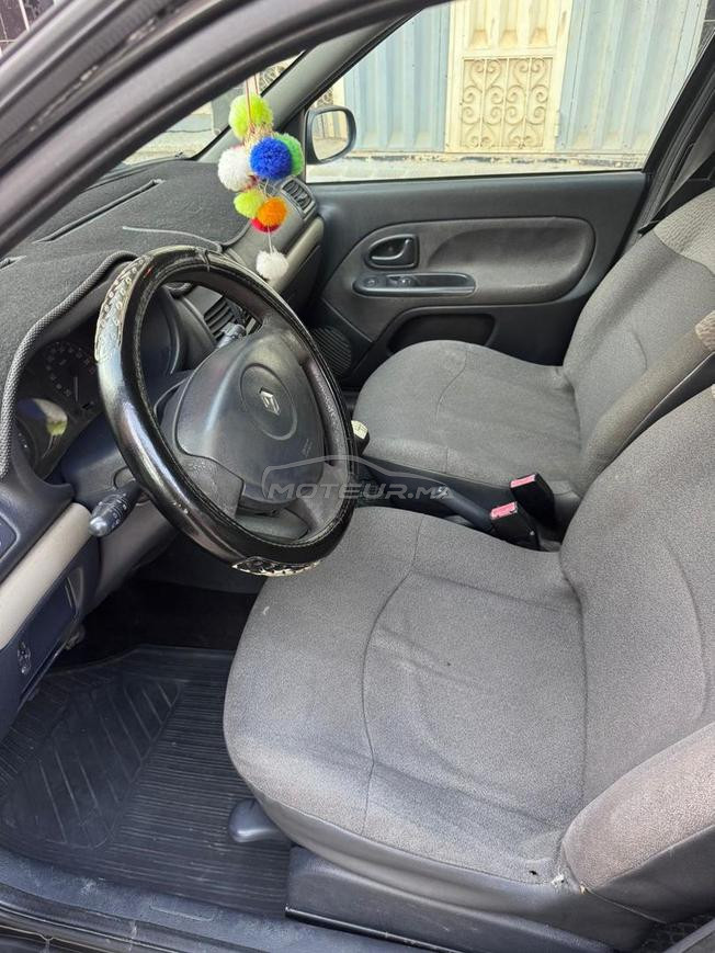 Renault Clio Essence Manuelle 2005 à Mediouna