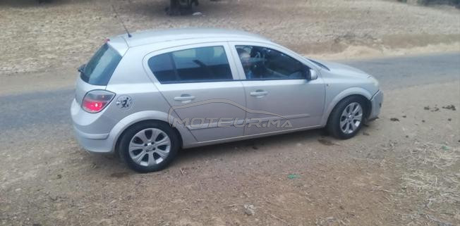 Opel Astra modèle 2008 Bon état