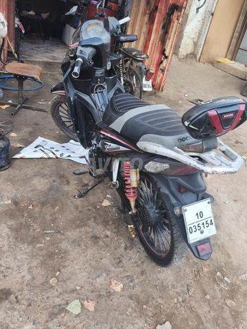 Moto Docker - 2