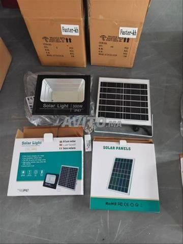 Projecteur solaire LED - 2