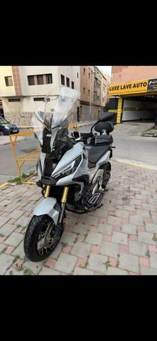 هوندا XADV - 2