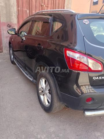 Voiture Nissan en bon état, 7 chevaux, El Khail El Amra, carte grise - 2