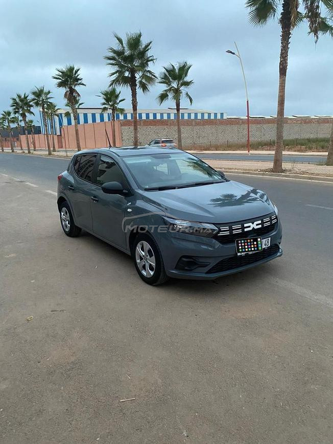Dacia Sandero tout options 2025
