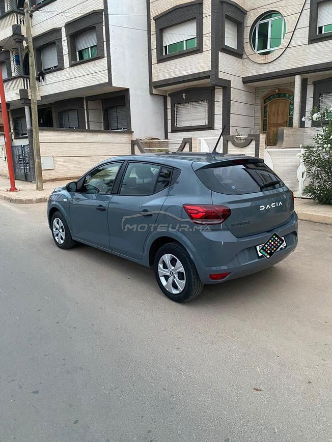 Dacia Sandero tout options 2025