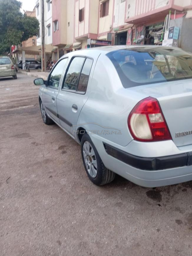 Renault Clio Essence Manuelle 2004 à Rabat