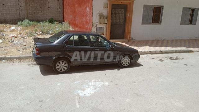 Renault R19 Diesel modèle 1991 en bon état à vendre. - 2