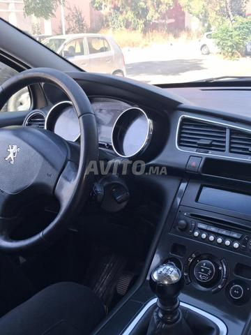 Peugeot 3008 2015 - 2