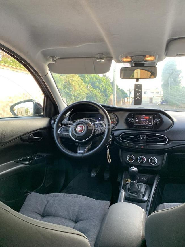 Fiat tipo premiere main toutes options