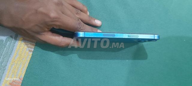 iPhone 13 256GB للبيع - 2