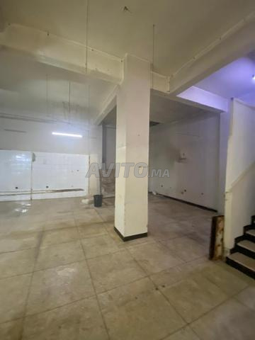 DÉPÔT 130M2 À LOUER MAARIF - 2