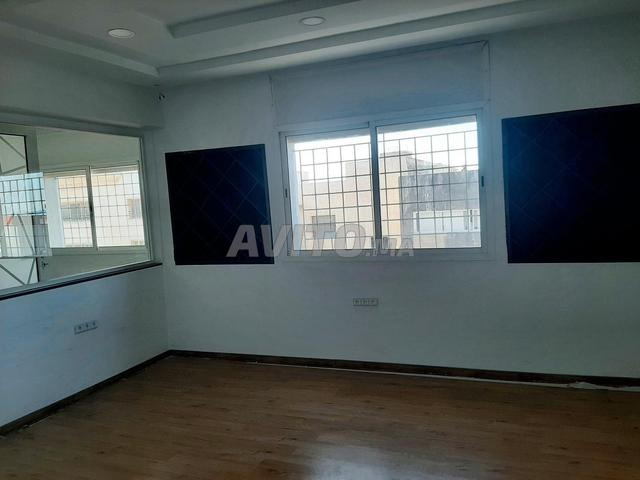 Bureau de 50 m² à Oulfa avec Ascenseur - 2