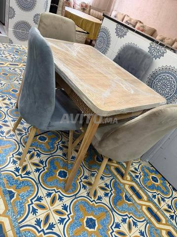 طاولة طعام عصرية - 2