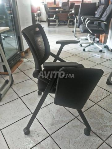 Chaise de formation avec table écritoire - 2