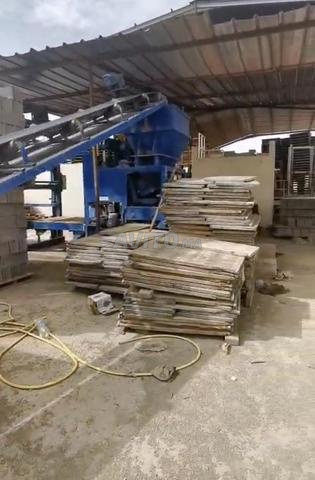 Machine GM100 fabrication de briques