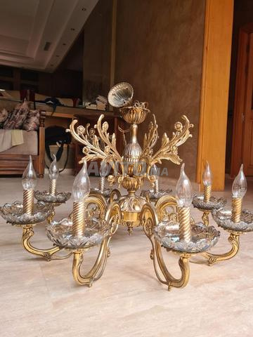 Magnifique lustre en bronze, 8 foyers lumineux... - 2