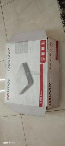 DVR HIKVISION 8 PORTS à vendre - 2