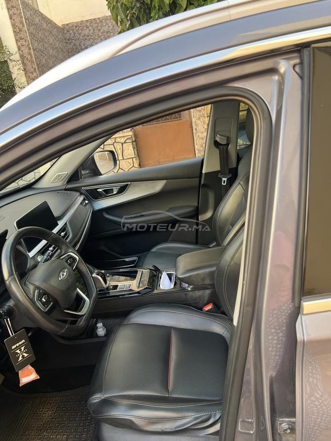 très belle voiture en bon état 
