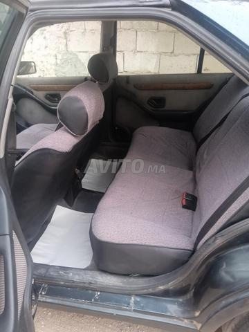 Peugeot 405 propre, qui la veut, bienvenue - 2