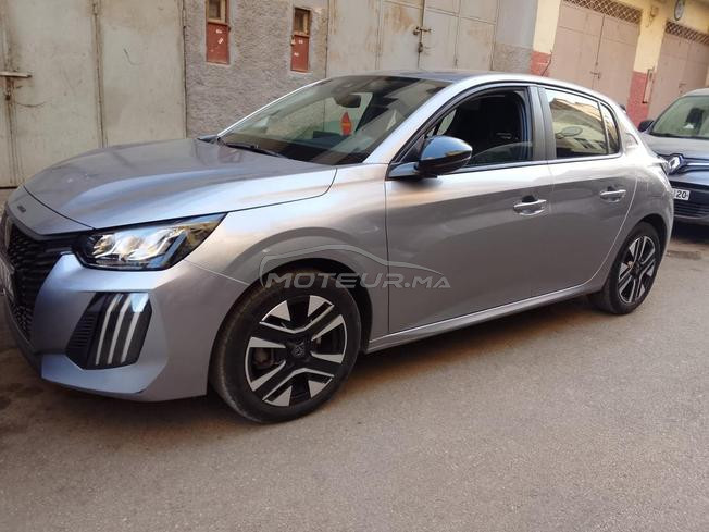 Peugeot 208 ne9iya bzaf