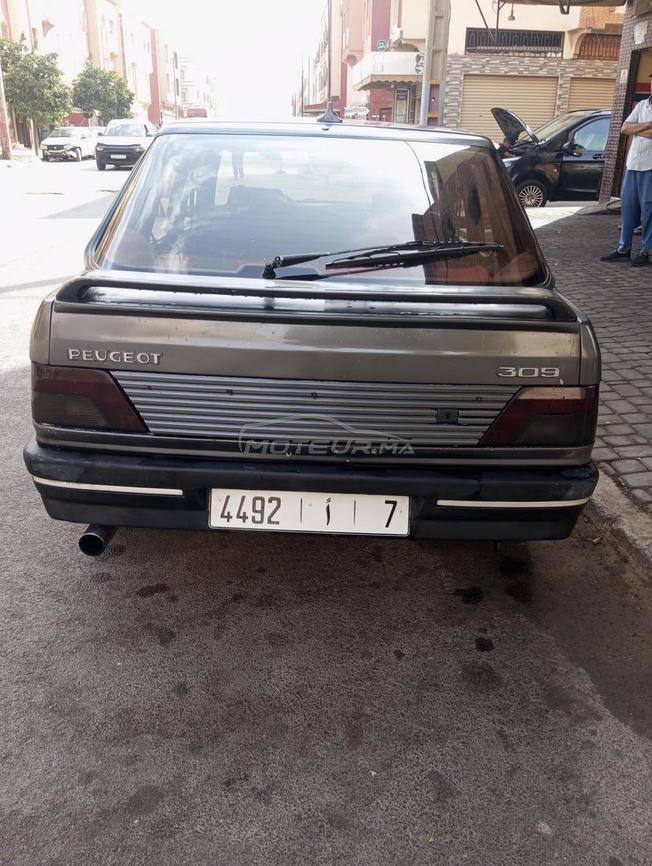 Peugeot 309 Essence Manuelle 1996 à Deroua