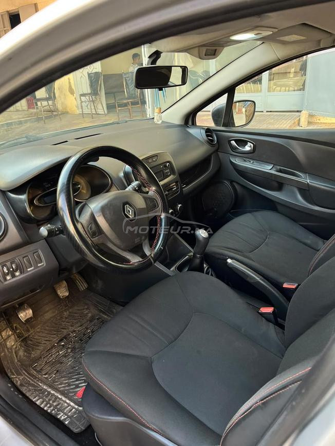 Renault Clio Essence Manuelle 2015 à Meknès