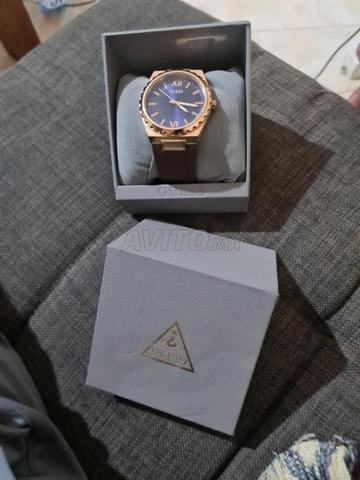 Montre Guess bracelet silicone - 2