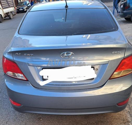 Hyundai Accent - 2