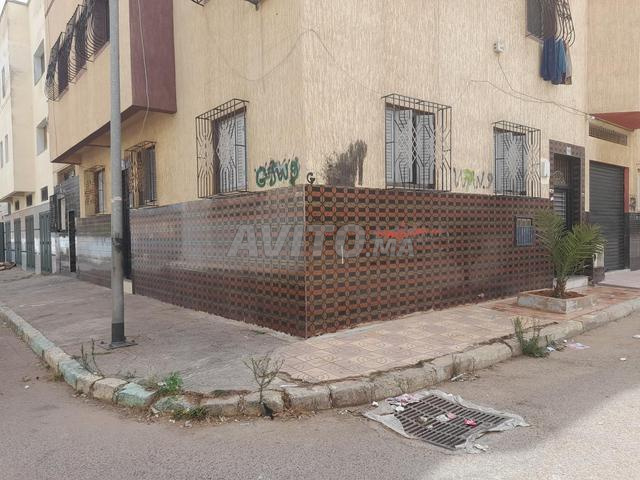 شقة بالطابق الأرضي مع مرآب للبيع - 2