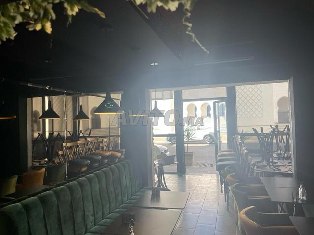 مطعم مجهز للبيع - 2