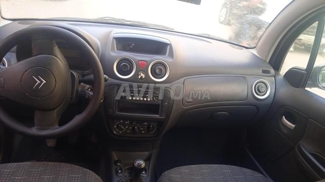 Citroën C3 essence moteur bon carrosserie bonne - 2