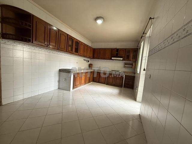 Vente d’un appartement situé à 2 Mars 141m