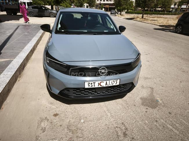 belle corsa 2024 excellent état 