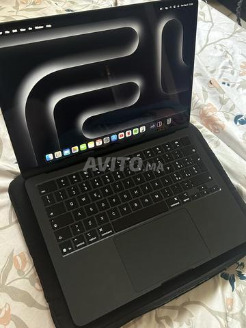 MacBook Air 13,6” M4, 16 Go RAM, 256 Go SSD - 2