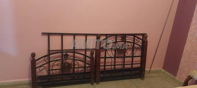 Table de chevet pour une personne - 2