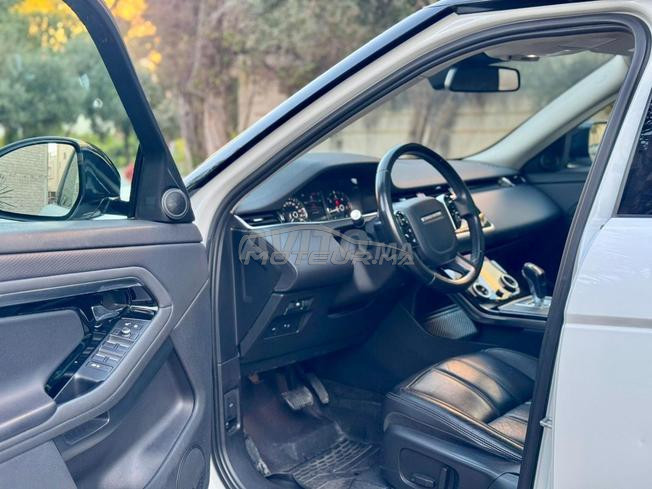 Range Rover évoque  