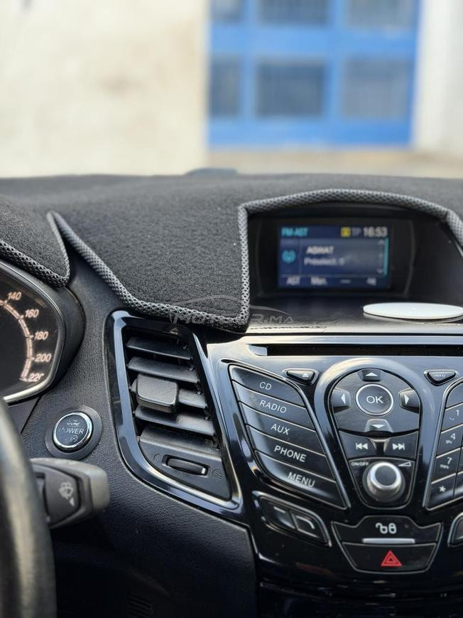 Ford fiesta 2017 titanium