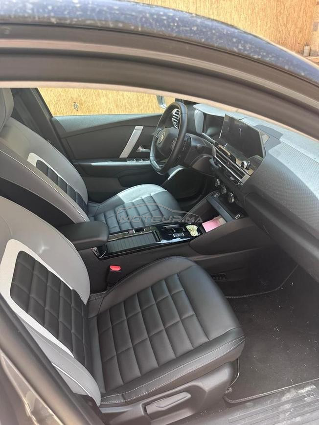 Citroën C4 Essence/Hybride - Automatique 