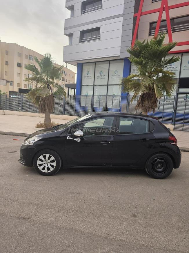 Peugeot 208 Essence – 2017