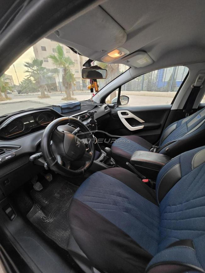 Peugeot 208 Essence – 2017