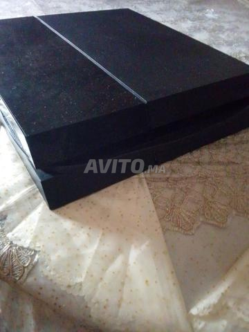 PlayStation 4 fat - 2