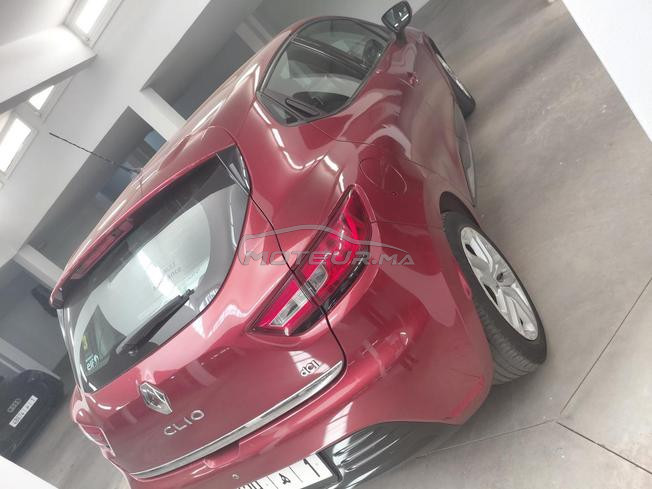 Clio a vendre 
