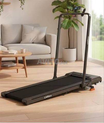 جهاز مشي نحيف Ad4000
