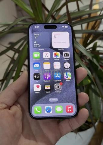 آيفون 15 برو esim - 2