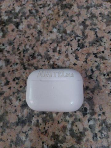 Airpods avec chargeur - 2