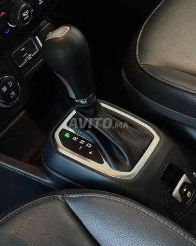 Jeep Renegade Diesel Automatique 2019 à Casablanca - 2