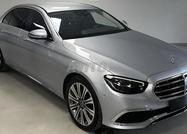 Mercedes Classe 220e Luxury Line 1ère main - 2