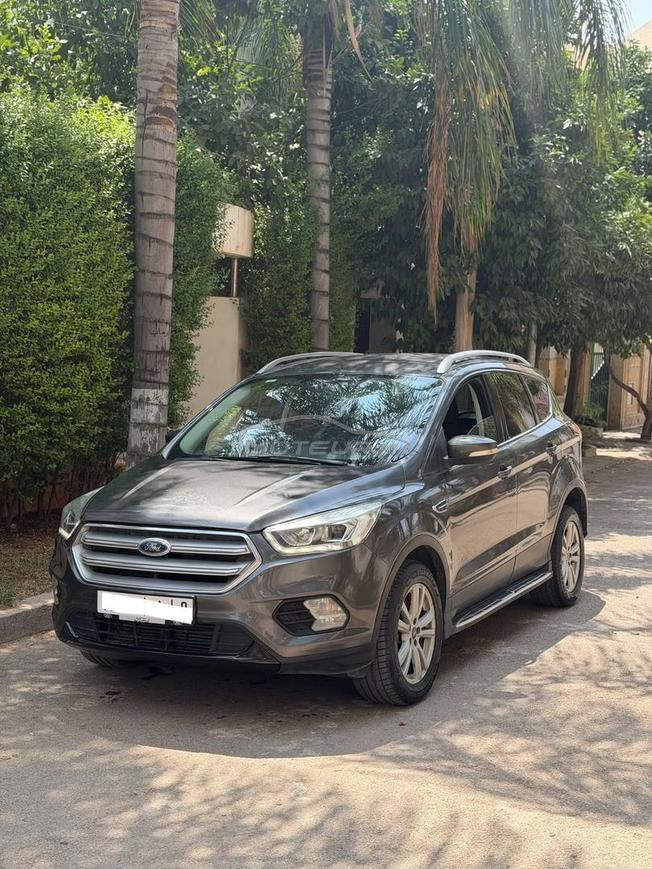 ford kuga titaniume 