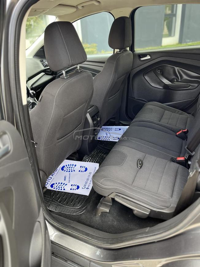ford kuga très bon état 