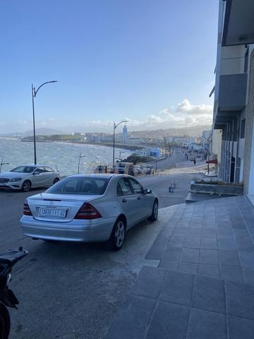 Mercedes C200 - 2